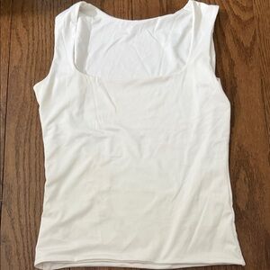 Women's fitted Sleeveless Top